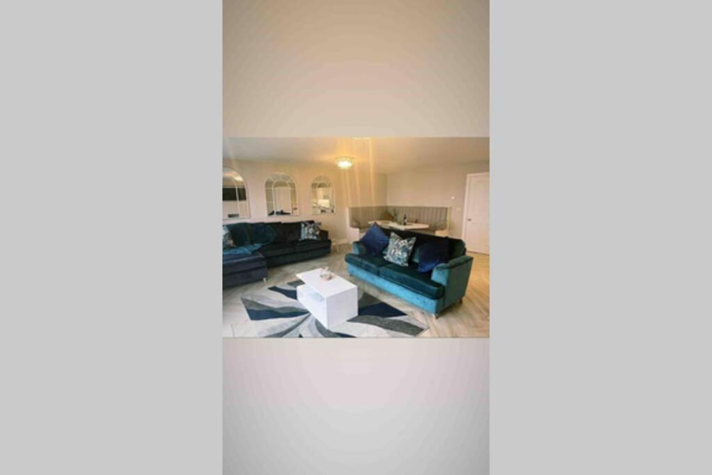 Luxurious Beach Front Apartment In פורטראש מראה חיצוני תמונה