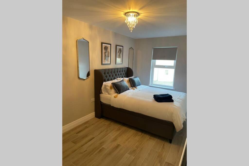 Luxurious Beach Front Apartment In פורטראש מראה חיצוני תמונה